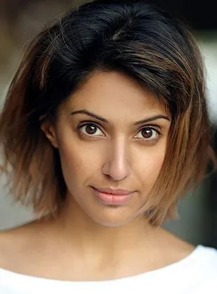 Ritu Arya - Atriz, 12 de julho de 1994