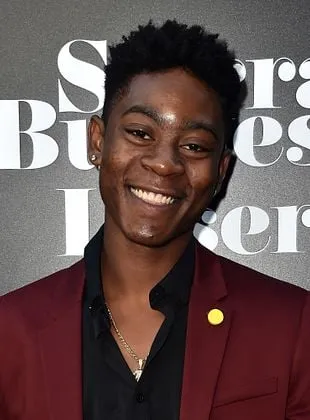 RJ Cyler - Ator, 21 de março de 1995