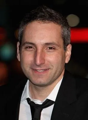 Rob Letterman - Diretor, Roteirista, Produtor Executivo, 31 de outubro de 1970