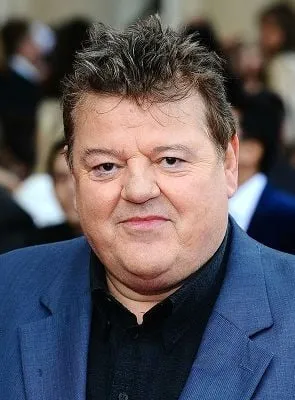 Robbie Coltrane - Ator, 30 de março de 1950, 14 de outubro de 2022