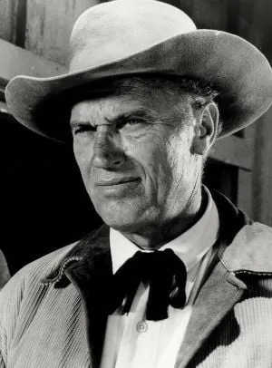 Robert J. Wilke - Ator, 18 de maio de 1914, 28 de março de 1989