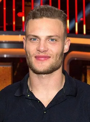 Robert Maaser - Ator, 19 de julho de 1990