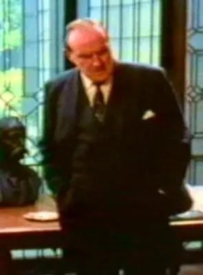 Robert Raglan - 7 de abril de 1909, 18 de julho de 1985