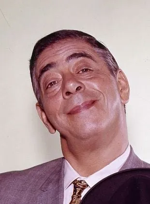 Robert Strauss - Ator, 8 de novembro de 1913, 20 de fevereiro de 1975