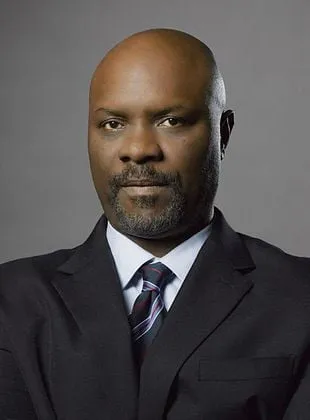 Robert Wisdom - Ator, 14 de setembro de 1953