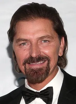 Robin Atkin Downes - Ator, 6 de setembro de 1976