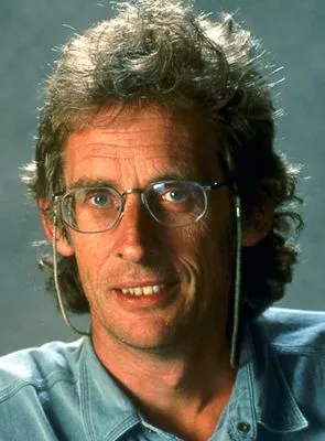 Roger Spottiswoode - Diretor, Montador, Montador chefe, 5 de janeiro de 1945