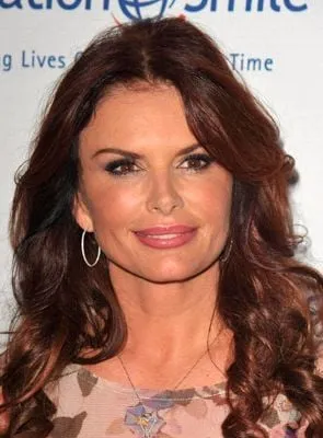 Roma Downey - Atriz, Produtor Executivo, Produtor de set, 6 de maio de 1960