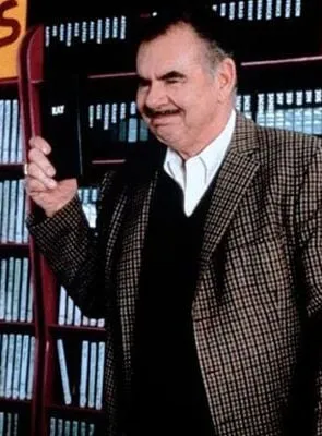 Russ Meyer - Diretor, Produtor, Montador, 21 de março de 1922, 18 de setembro de 2004