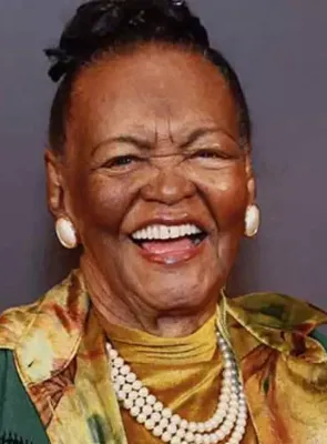 Ruth de Souza - Atriz, 12 de maio de 1921, 28 de julho de 2019