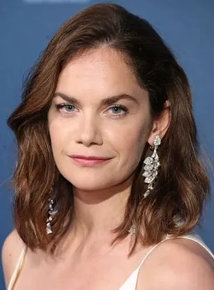 Ruth Wilson - Atriz, Produtora, 13 de janeiro de 1982