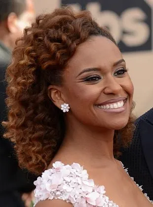 Ryan Michelle Bathe - Atriz, 27 de julho de 1976