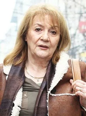 Sabina Ajrula - 17 de abril de 1946, 10 de agosto de 2021