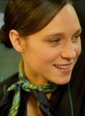 Sabine Timoteo - Atriz, Roteirista, 25 de março de 1975