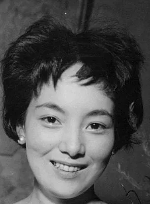 Sachiko Hidari - 29 de junho de 1930, 7 de novembro de 2001