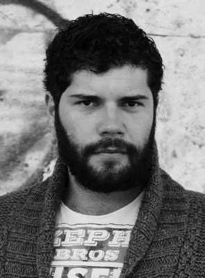 Salvatore Esposito - Ator, 2 de fevereiro de 1986