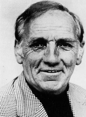 Sam Kydd - 15 de fevereiro de 1915, 26 de março de 1982