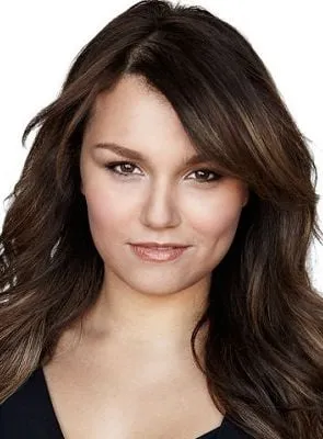 Samantha Barks - 2 de outubro de 1990