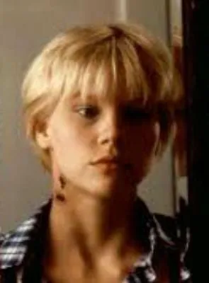 Sammi Davis - 21 de junho de 1964