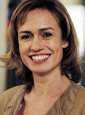 Sandrine Bonnaire - Atriz, Diretora, Roteirista, 31 de maio de 1967