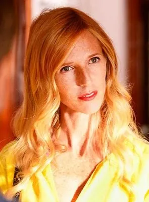 Sandrine Kiberlain - Atriz, Diretora, Roteirista, 25 de fevereiro de 1968