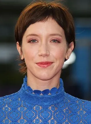 Sara Giraudeau - Atriz, 1 de agosto de 1985