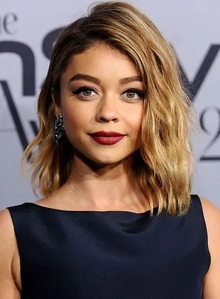 Sarah Hyland - Atriz, Produtor Executivo, Produtora, 24 de novembro de 1990