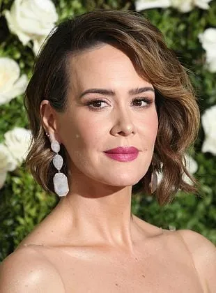 Sarah Paulson - Atriz, Produtor Executivo, 17 de dezembro de 1975