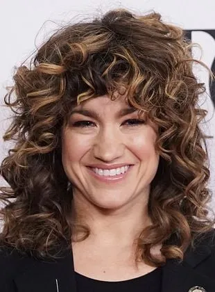 Sarah Stiles - Atriz, 20 de junho de 1979