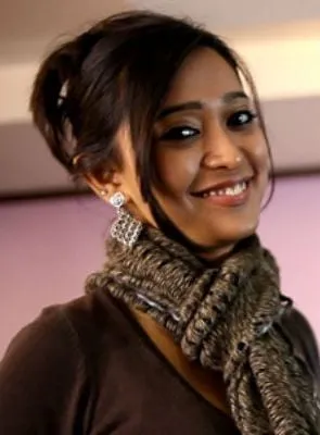 Sayani Gupta - Atriz, 9 de outubro de 1985