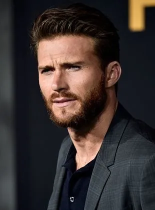 Scott Eastwood - Ator, Produtor Executivo, 21 de março de 1986