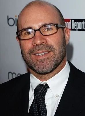 Scott Z. Burns - Roteirista, Produtor, Diretor, 1 de agosto de 1962