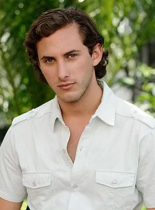 Sebastián Zurita - Ator, Creator/Showrunner, Produtor Executivo, 22 de novembro de 1986