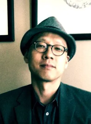 Seong Hun Kim - Diretor, Roteirista, Autor da obra original, 20 de fevereiro de 1971