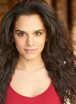 Sepideh Moafi - Atriz, 18 de setembro de 1985