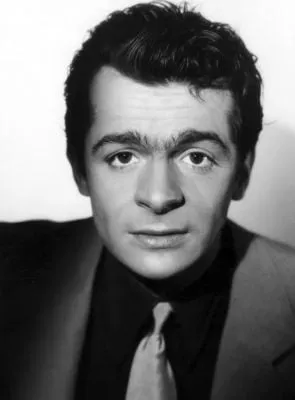 Serge Reggiani - Ator, 2 de maio de 1922, 22 de julho de 2004