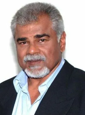 Sharat Saxena - 17 de agosto de 1950