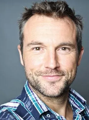 Shaun Benson - Ator, Fotógrafo still, 16 de janeiro de 1976