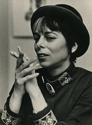 Shirley Clarke - Atriz, Montador, Diretora, 2 de outubro de 1919, 23 de setembro de 1997