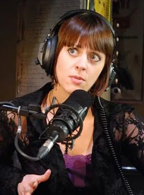 Siwan Morris - Atriz, 24 de setembro de 1976