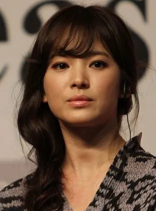 Song Hye-kyo - 22 de novembro de 1981