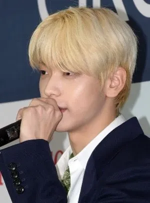 Soo-bin Choi - 5 de dezembro de 2000