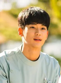 Soo-hyun Kim (VII) - Ator, 16 de fevereiro de 1988