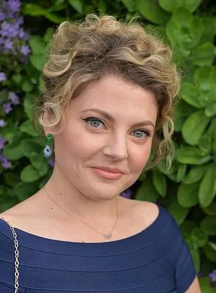 Sophie Guillemin - Atriz, 1 de dezembro de 1977