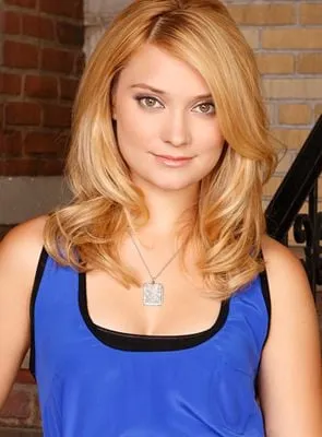 Spencer Grammer - Atriz, 9 de outubro de 1983