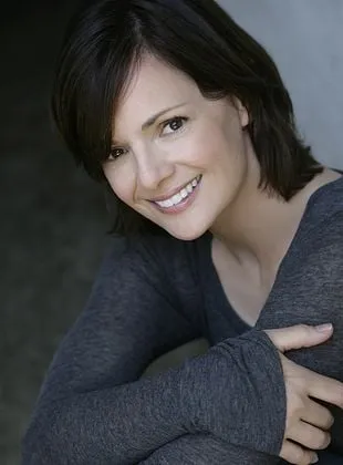 Stacy Edwards - Atriz, 4 de março de 1965