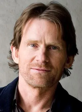 Steve Mackey - 10 de novembro de 1966, 2 de março de 2023