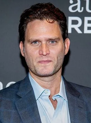 Steven Pasquale - Ator, 18 de novembro de 1976