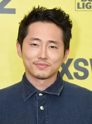 Steven Yeun - Ator, Produtor Executivo, 21 de dezembro de 1983