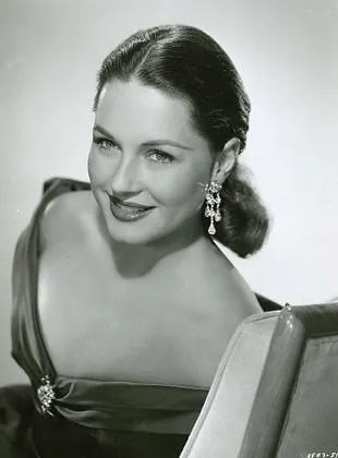 Sue Casey - Atriz, 8 de abril de 1926, 21 de fevereiro de 2019